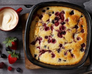 Erdei gyümölcsös joghurtos pite